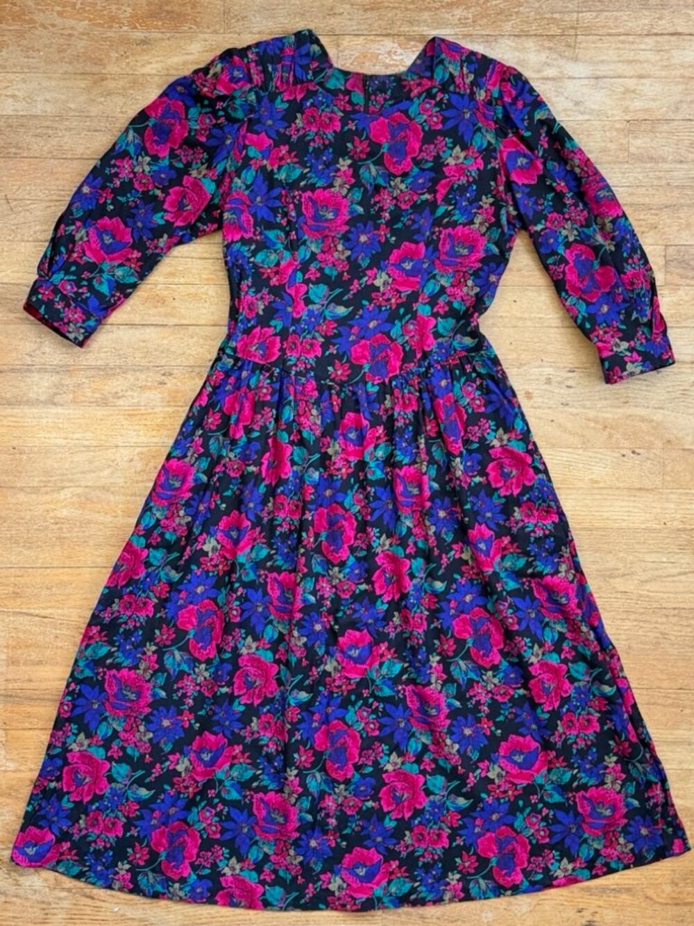 Vintage Lanz Floral Print Midi Dress Size Medium 70s Rayon Bohemian Pockets